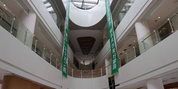 鋁單板定制廠家：鋁單板國(guó)標(biāo)厚度及實(shí)際厚度對(duì)照表