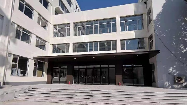 東川路交通大學鋁網板工程案例 東川路交通大學鋁網板工程案例
